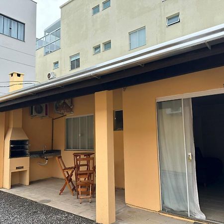 Casa Entre Dois Mares - Casa Laranja Vila Bombinhas Exterior foto